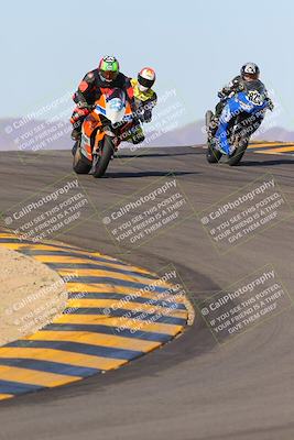 media/Dec-18-2022-SoCal Trackdays (Sun) [[8099a50955]]/Turns 9 and 10 Set 2 (1055am)/